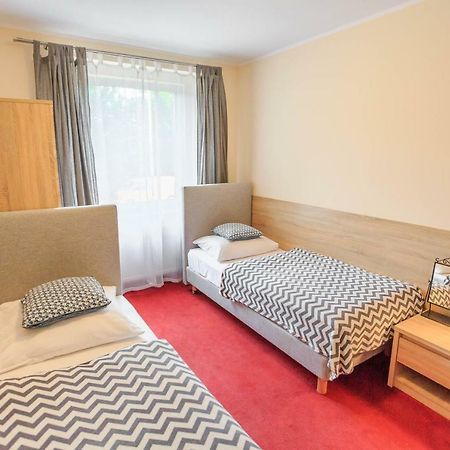 Botanik Hostel Poznań Extérieur photo